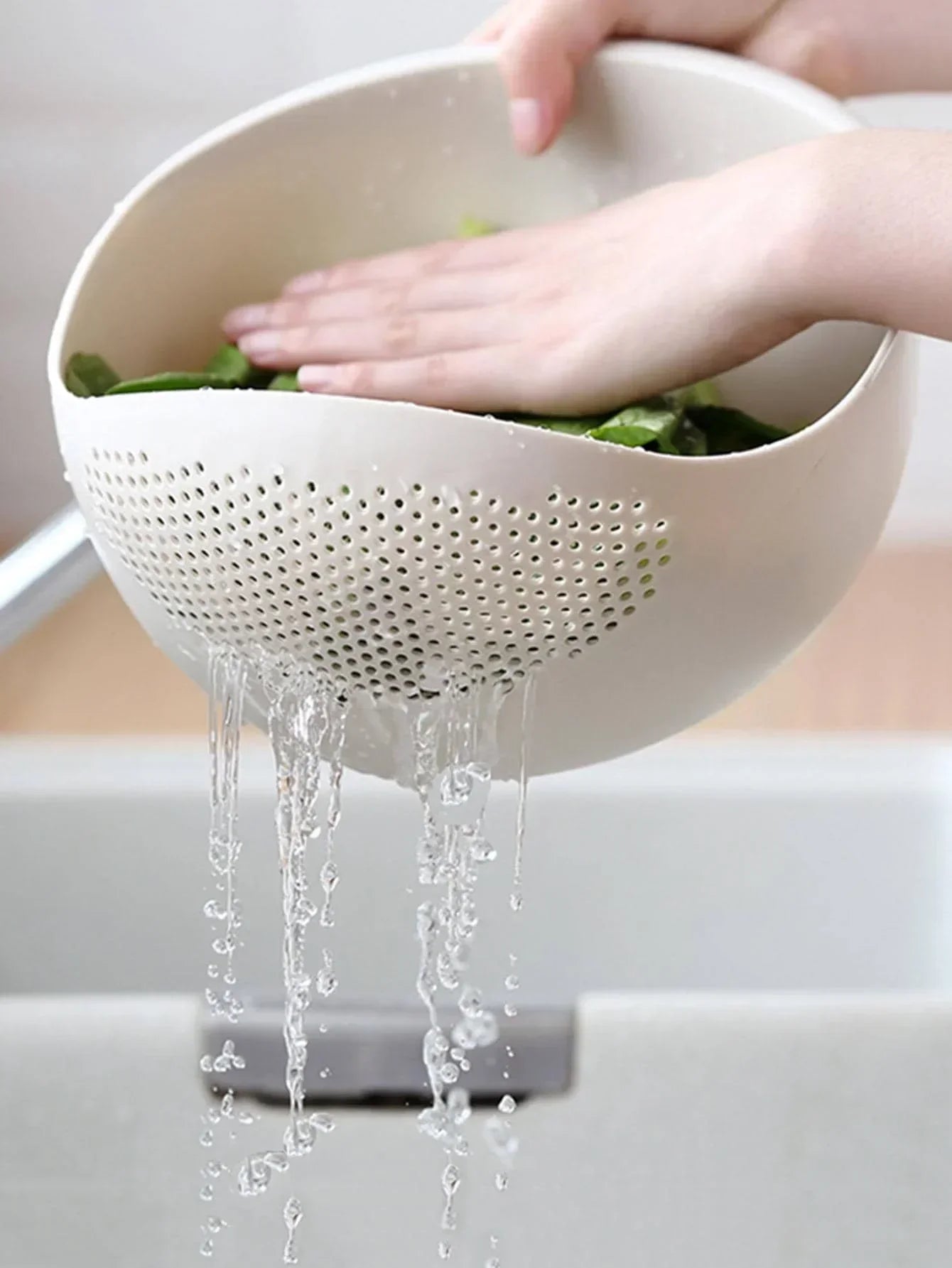 2-In-1 Rice Strainer, Beans Washer Strainers and Colanders - Washing Bowl for Vegetables and Fruits Kitchen Supplies